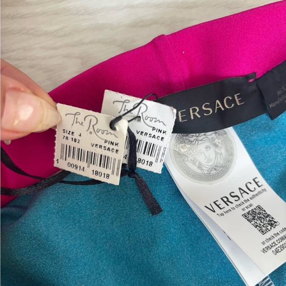 Versace Women’s Multicolour Mudusa Head Stretch Leggings - Picture 11 of 13